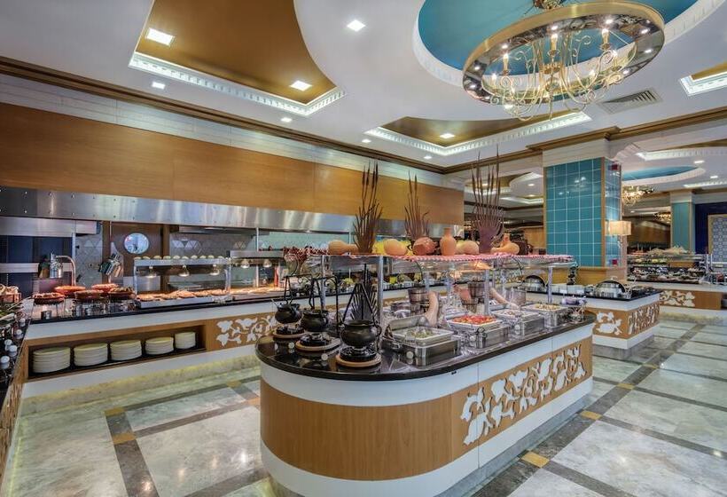 Fotos del hotel Merit Royal Premium Hotel  All Inclusive:  38