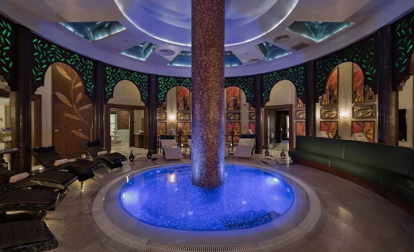 Fotos del hotel Merit Royal Premium Hotel  All Inclusive:  51