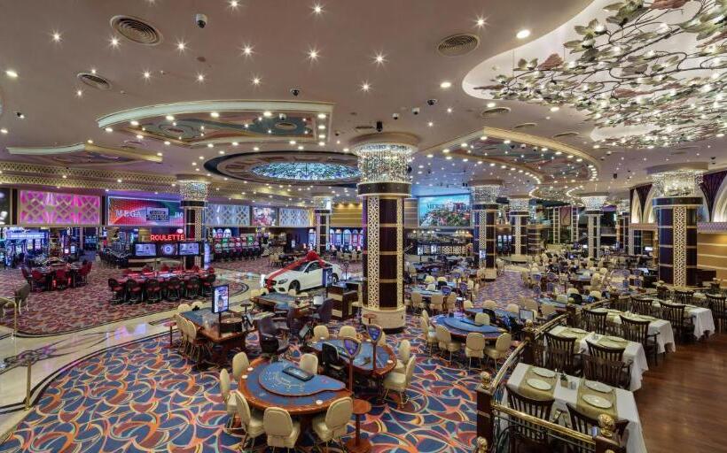 Fotos del hotel Merit Royal Premium Hotel  All Inclusive:  31