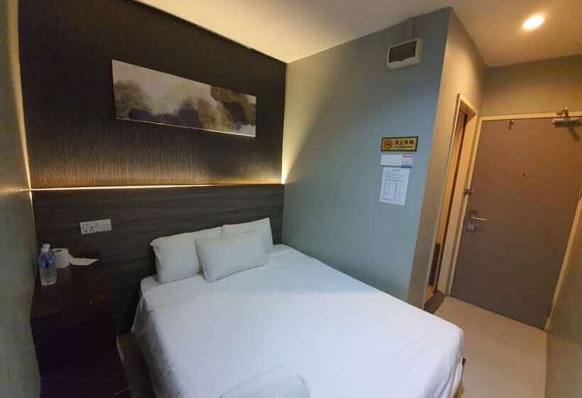 One Point Hotel   Rh Plaza