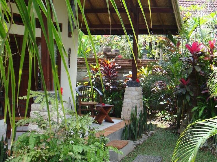 Fotos del hotel Puri Asri Villa:  4