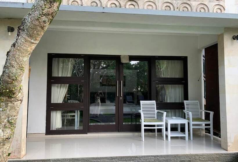 Fotos del hotel Puri Asri Villa:  5