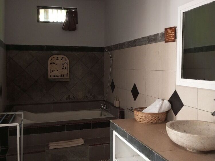 Fotos del hotel Puri Asri Villa:  12