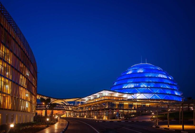 هتل Radisson Blu  & Convention Centre Kigali