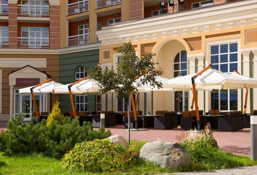 هتل Radisson Resort, Zavidovo