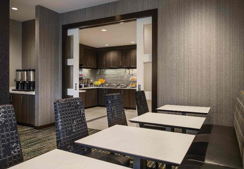 هتل Residence Inn By Marriott Regina
