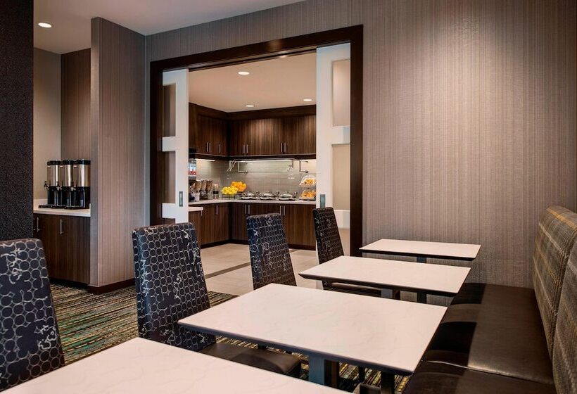 هتل Residence Inn By Marriott Regina