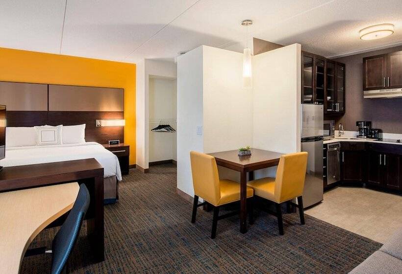 هتل Residence Inn By Marriott Regina