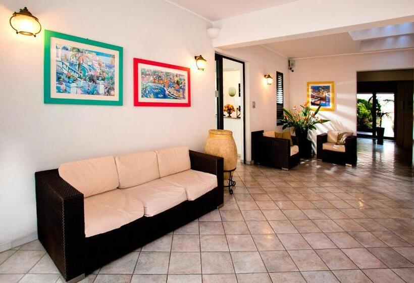 هتل Residence Sant'anna