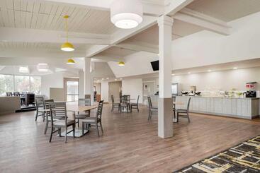 هتل Quality Inn Idaho Falls