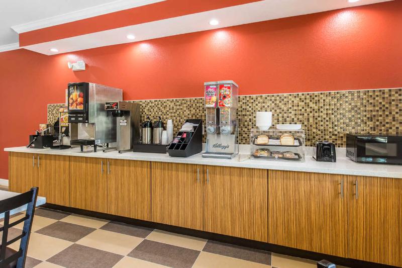 ホテル Scottish Inns & Suites Spring   Houston North