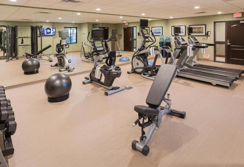 בית מלון כפרי Staybridge Suites Omaha West By Ihg