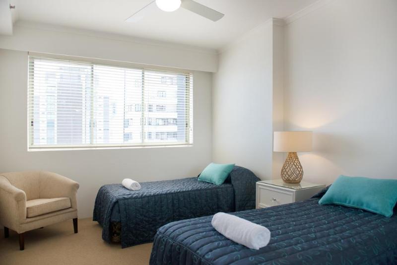 호텔 The Meriton Apartments On Main Beach