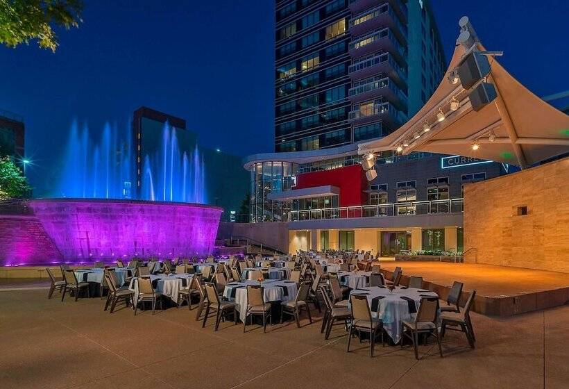 Отель The Westin At The Woodlands