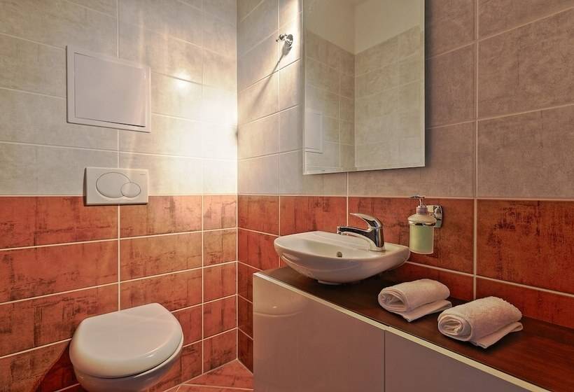 Jr Flat Rental