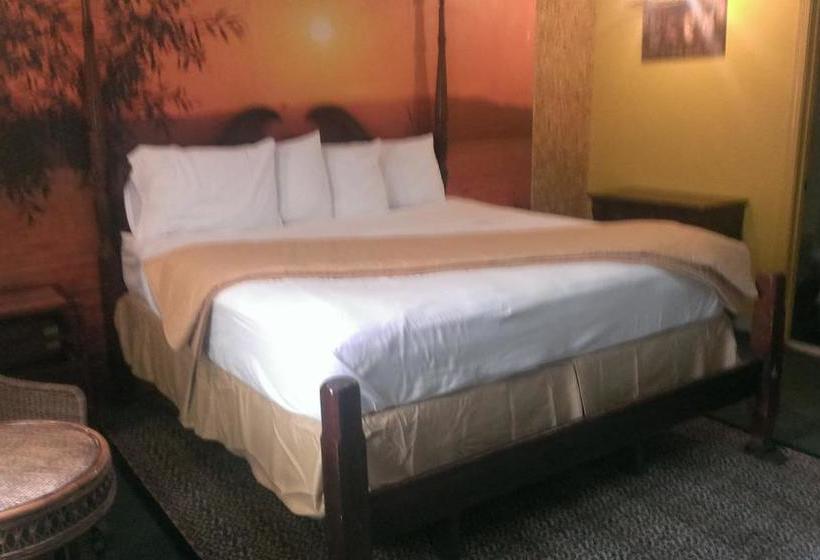 모텔 Naugatuck Motor Lodge