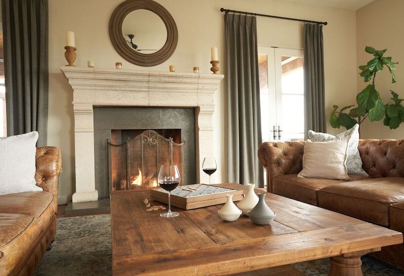 민박 Black Walnut Inn & Vineyard