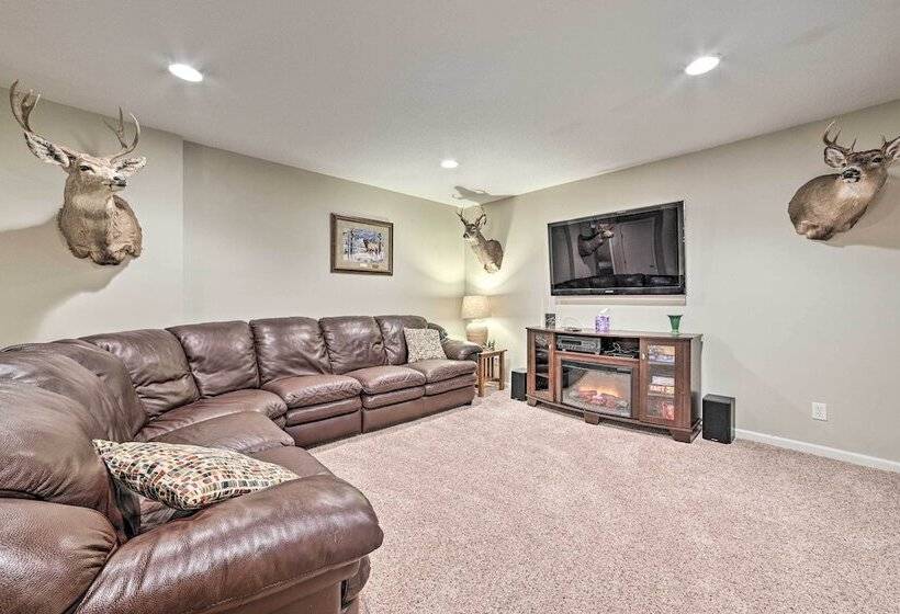 Bellaire Ski Escape ~ 1 Mile To Schuss Mountain!