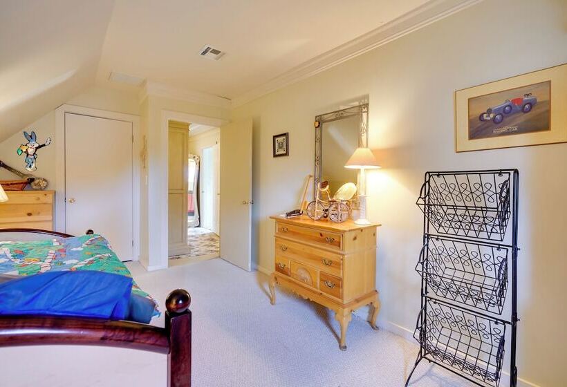 Charming Bay Head Retreat   Half Mi To Beach!