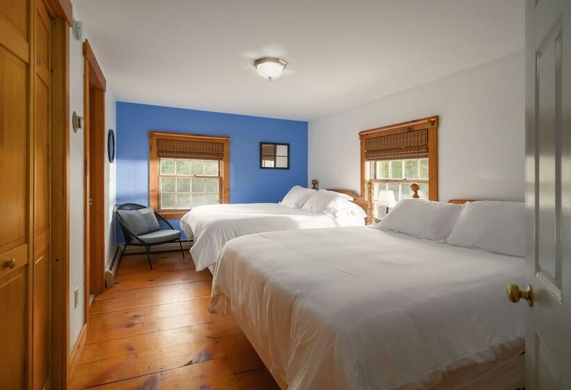 Private Patio: Colonial Home On Kingdom Trails!