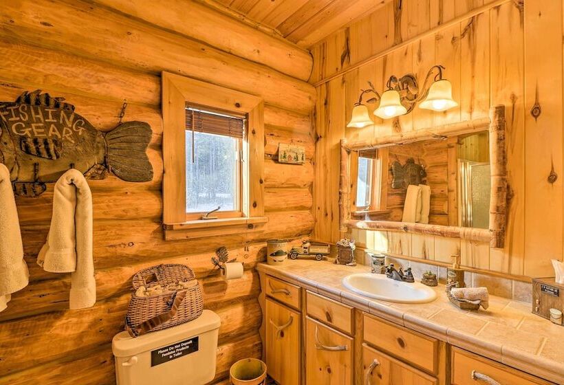 Cozy Glacier Park Log Cabin    Best In The West!