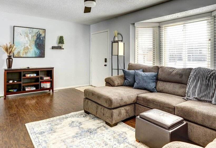 Cozy Sioux Falls Home   7 Mi To Downtown!