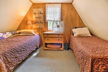 Charming Stop Island Cabin W/ Boat Dock & Beach!