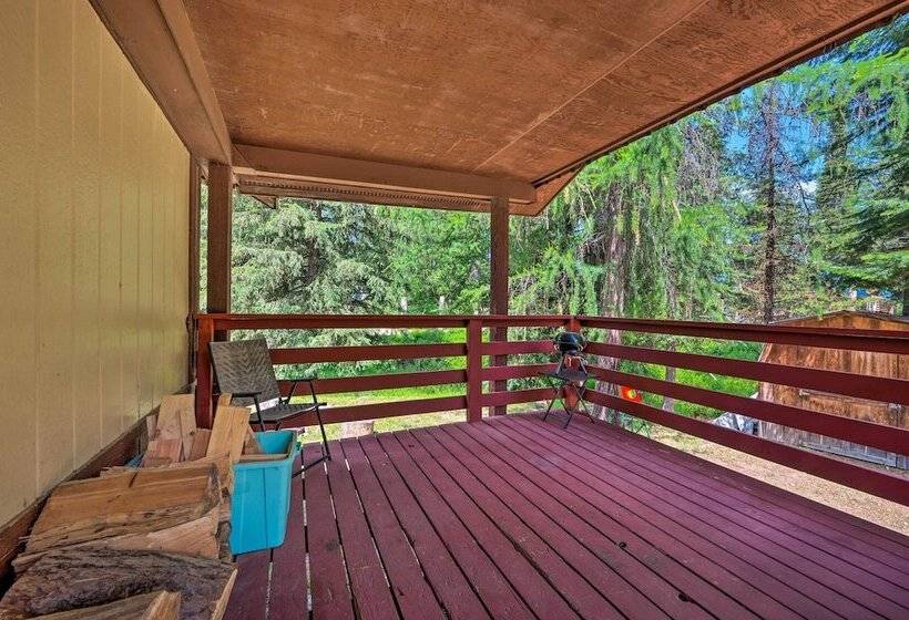 Cute Donnelly Cabin In The Woods W/ Fire Pit!