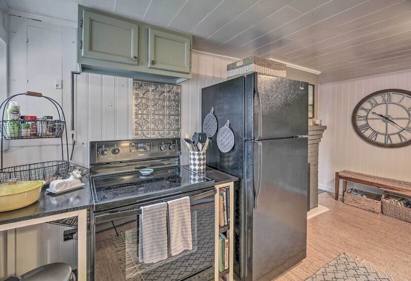 Damascus Cottage W/ Fire Pit   1 Mi To Trails