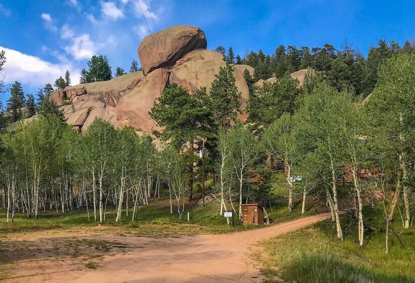 Dragons Roost  Cabin W/ Sangre De Cristo Views!