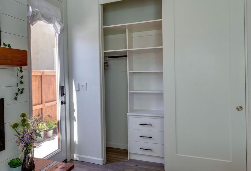 Elk Grove Studio W/ Private Patio: Walk To Casino!