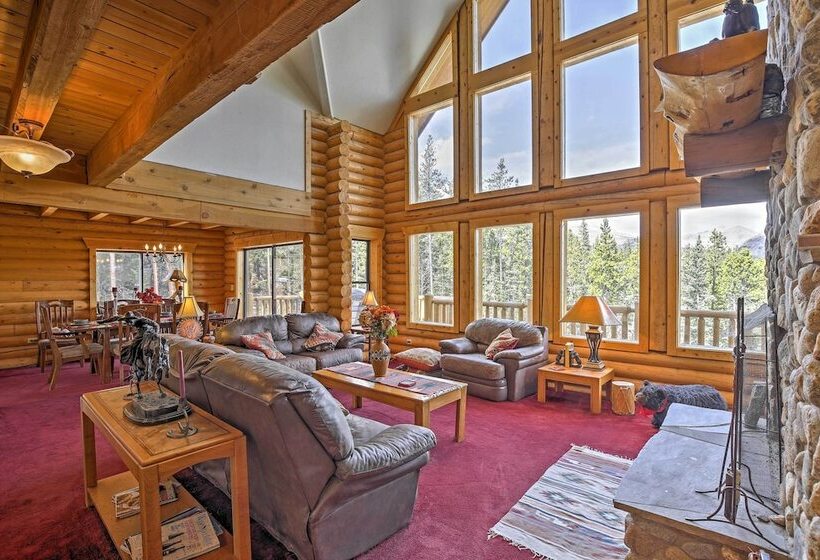 Expansive Alma Cabin W/ Hot Tub & Mountain Views!