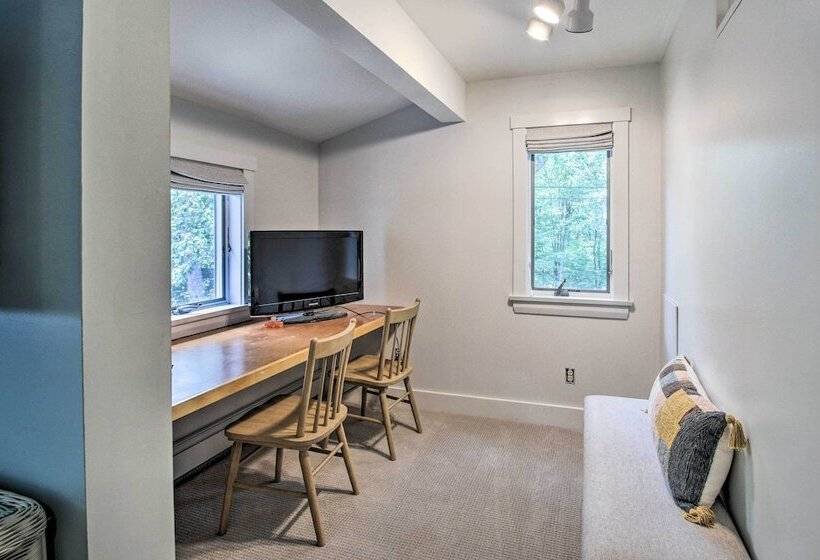 Family Friendly Greenwood Home W/ Lake Access