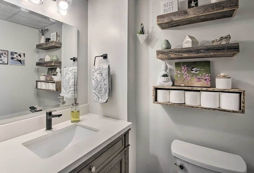 Family Friendly Greenwood Home W/ Lake Access