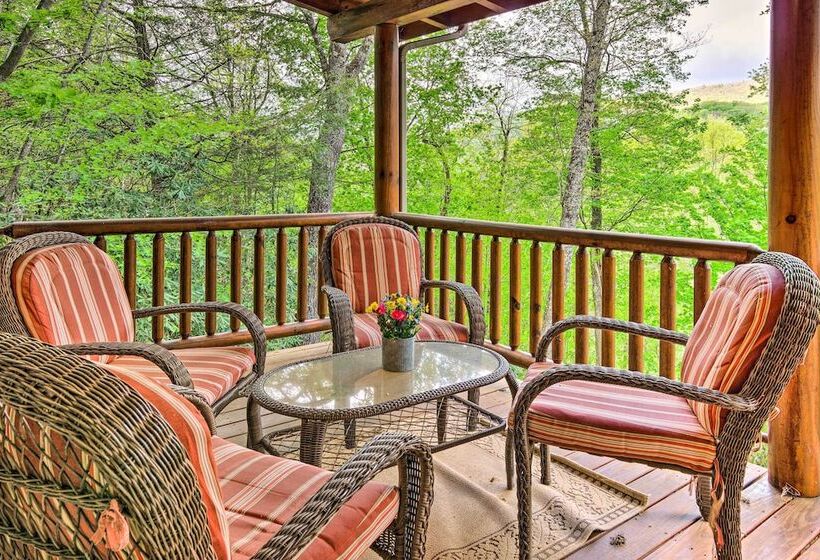 Hike, Fish & Golf: Burnsville Retreat W/ Deck!