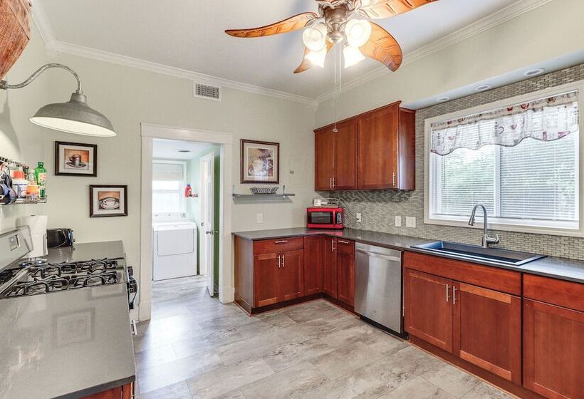 Harrison Family Home W/ Grill   Near Downtown!
