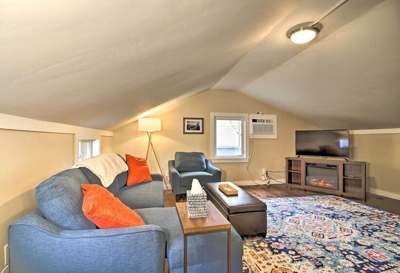 Idyllic Wallingford Retreat Near Skiing & Hiking