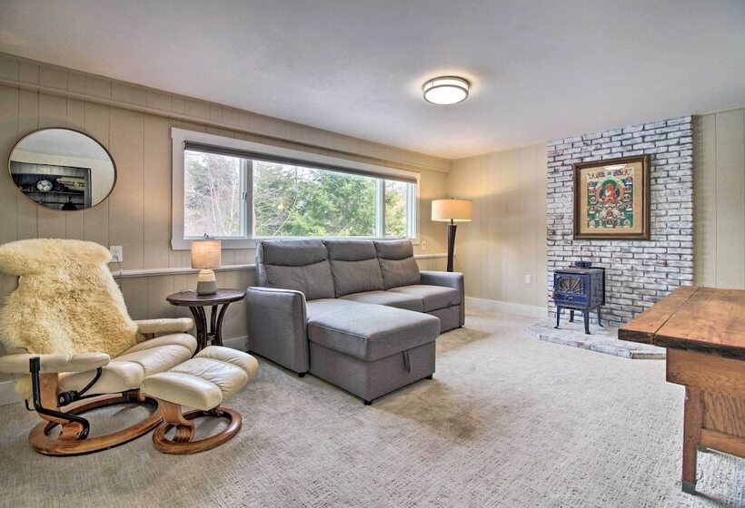 Inviting Vermont Home On Mount Ascutney!