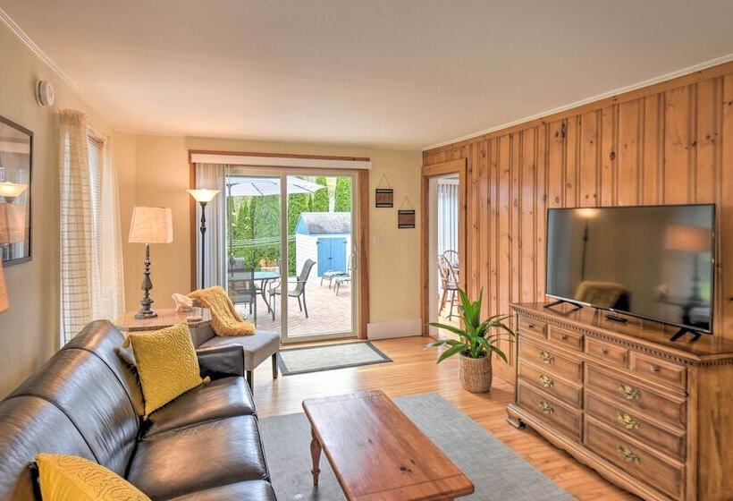 Kennebunk Home W/ Yard < 1 Mile To Dock Square!