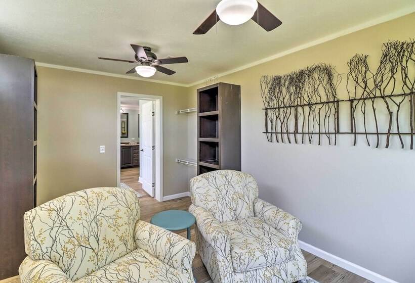 Lakeview Edgemont Escape W/ Fire Pit + Grill!