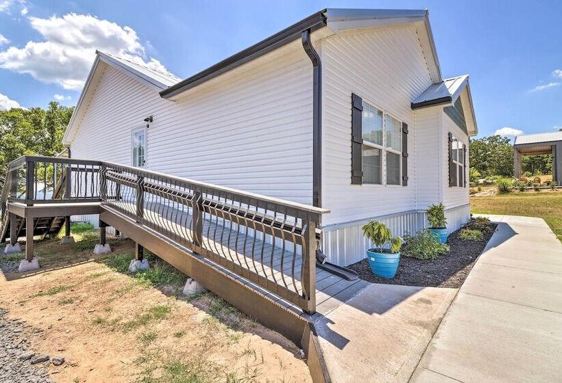 Lakeview Edgemont Escape W/ Fire Pit + Grill!