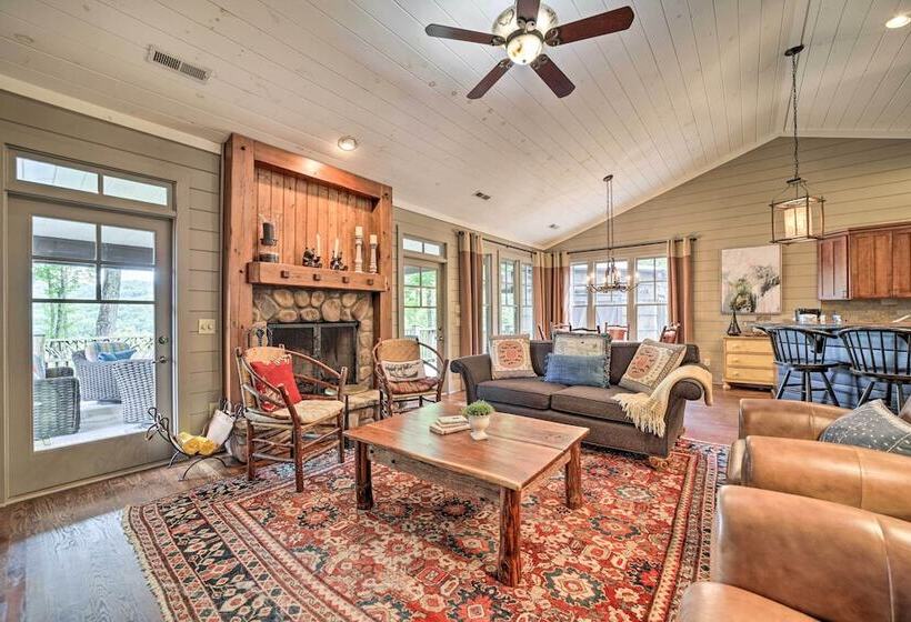 Cashiers Home W/ Outdoor Fireplace & Fire Pit!