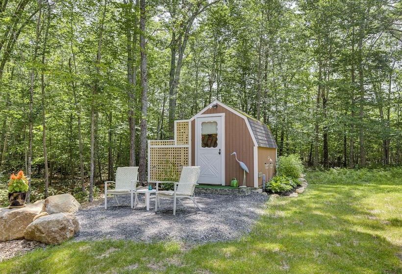 Maine Cottage W/ Dock & Kayaks, Near Augusta!