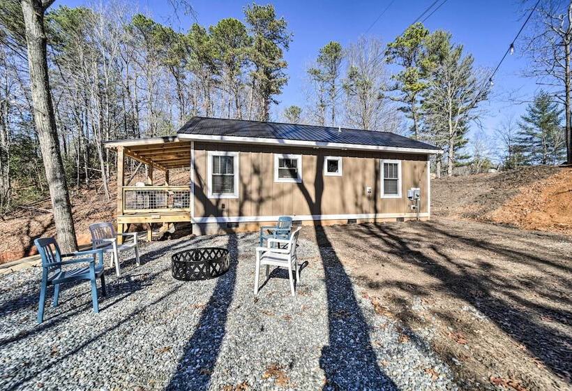 Modern Cabin W/ Fire Pit < 3 Mi To Trails!