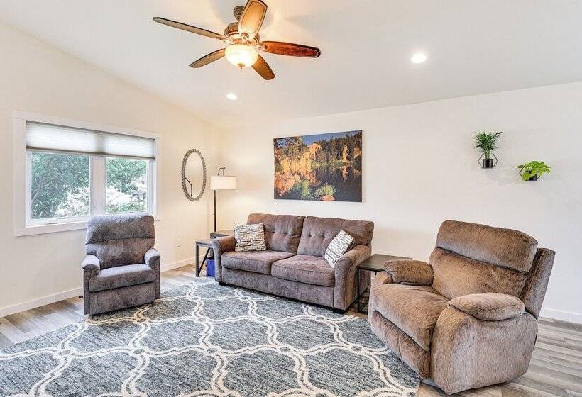 Newly Built Rapid City Retreat ~ 1 Mi To Dtwn
