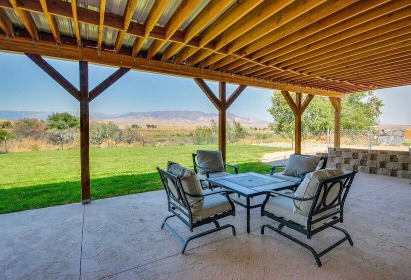 Peaceful Belfry Retreat On 14 Acres W/ Grill!