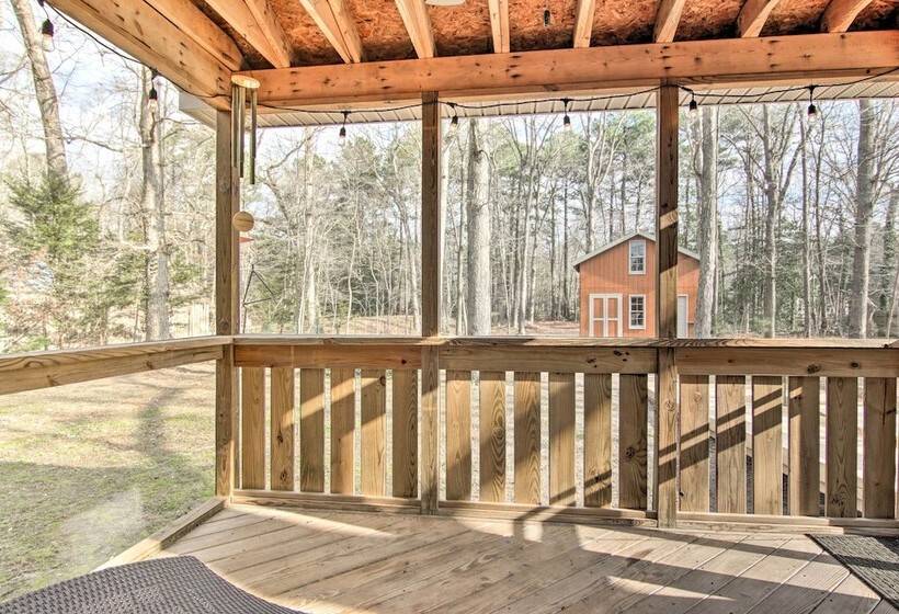 Peaceful Georgetown Home   13 Mi To Lewes Beach!