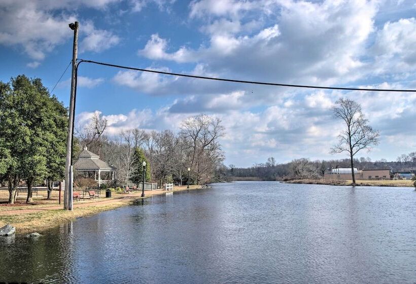 Peaceful Georgetown Home   13 Mi To Lewes Beach!