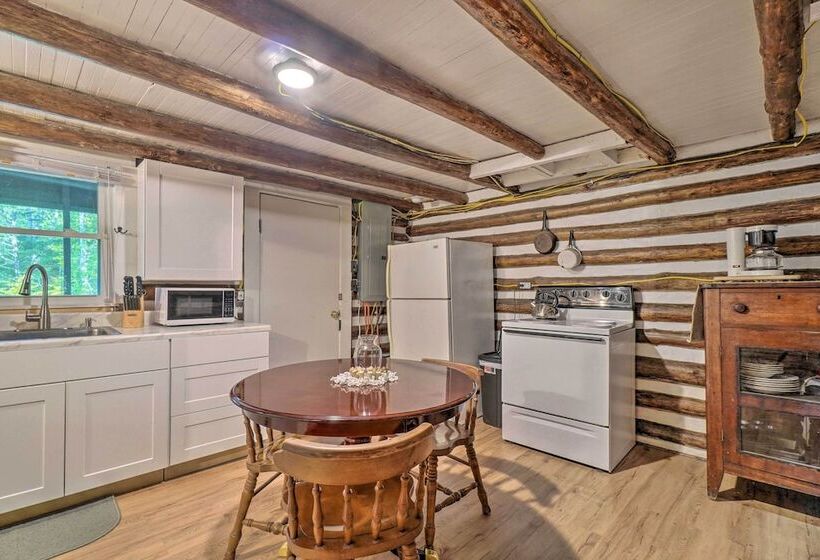 Pet Friendly Speedwell Cabin, 1 Mi To Water!
