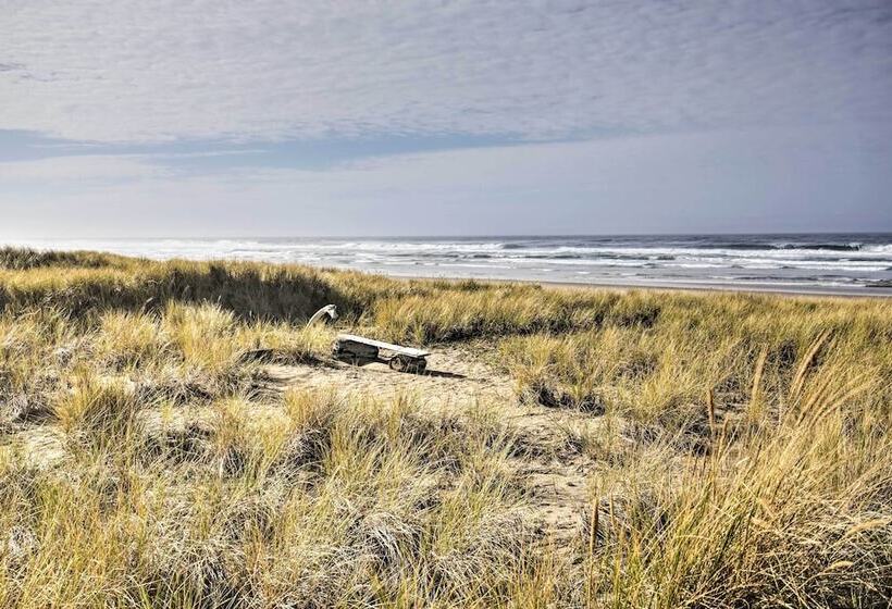 Private Rockaway Beach Retreat: 2 Blocks To Ocean!